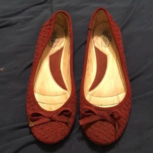 Maroon flats size 8.5